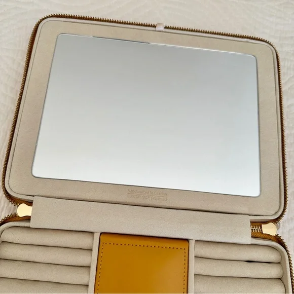 Wolf Designs Maria Large Zip Case in Mustard - Picture 5 of 13